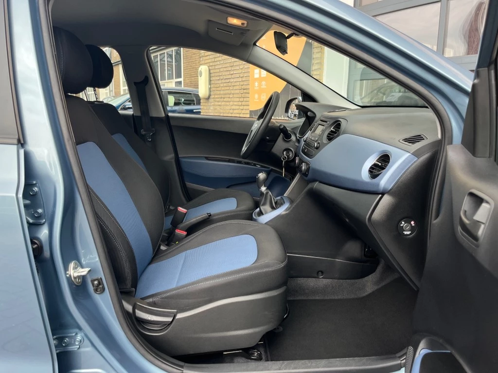 Hoofdafbeelding Hyundai i10