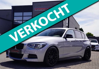 BMW 1-serie M135i xDrive High Executive | Harman/Kardon | Memory stoelen | Camera | Climatronic | 19 inch | Lane Asist | F1 flippe