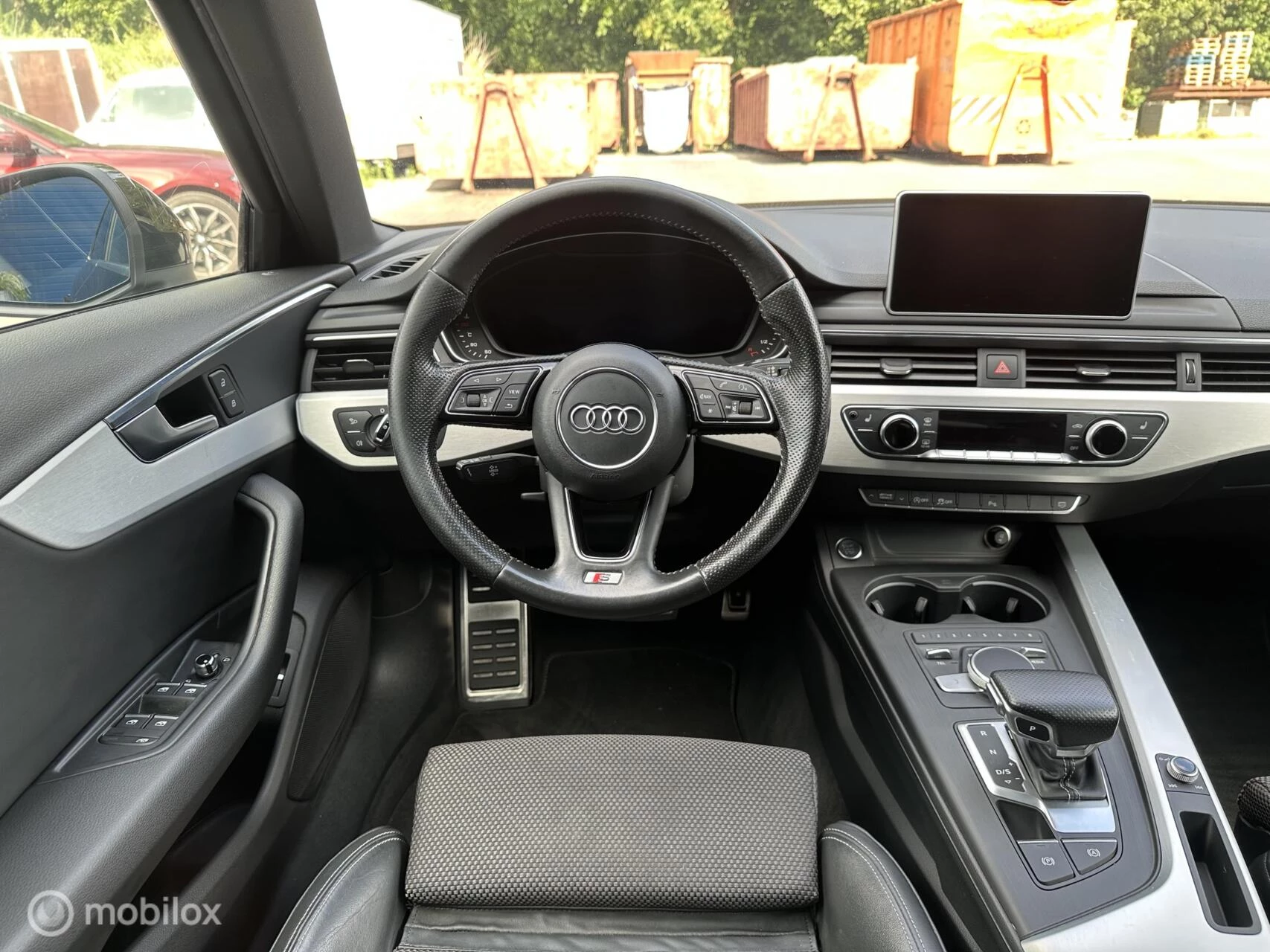 Hoofdafbeelding Audi A4