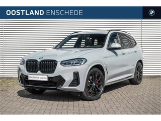 BMW X3 xDrive30e M Sport Automaat / Panoramadak / Trekhaak / Sportstoelen / Laserlight / Head-Up / Parking Assistant Plus / Comfort Access