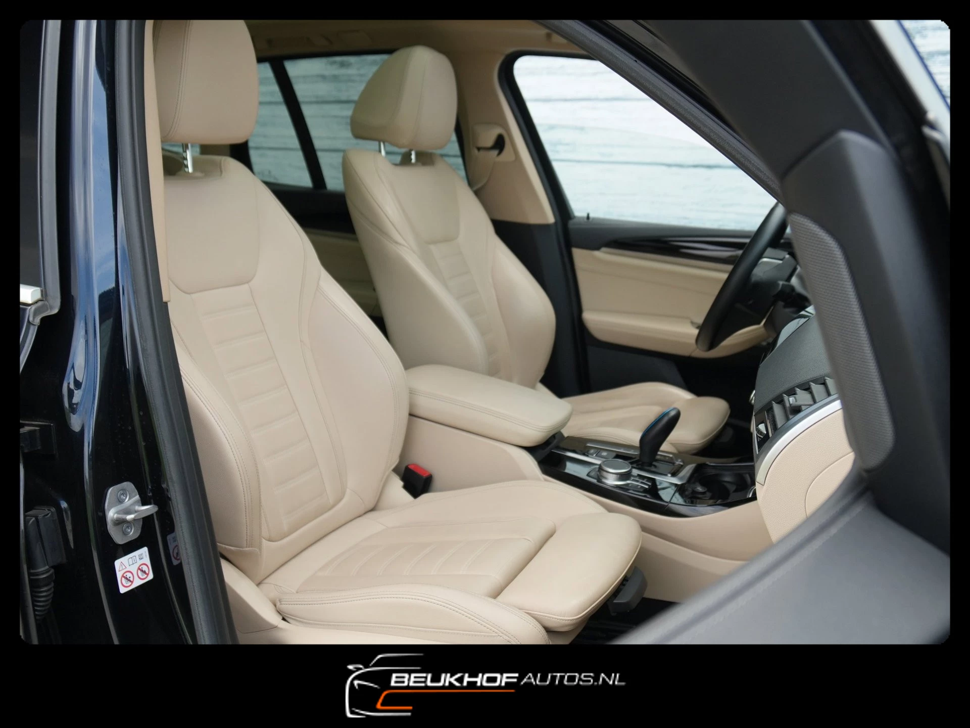 Hoofdafbeelding BMW iX3