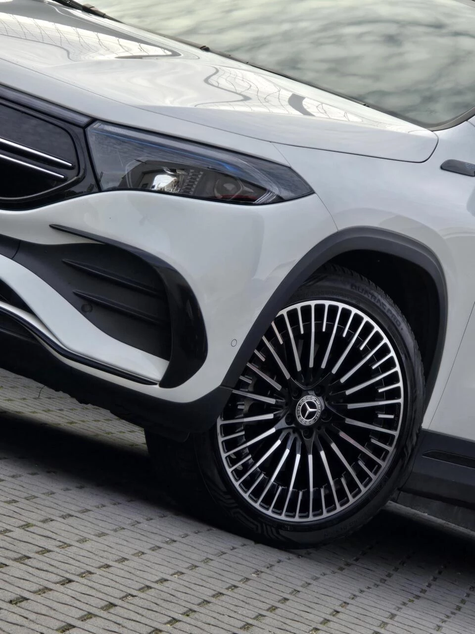 Hoofdafbeelding Mercedes-Benz EQA