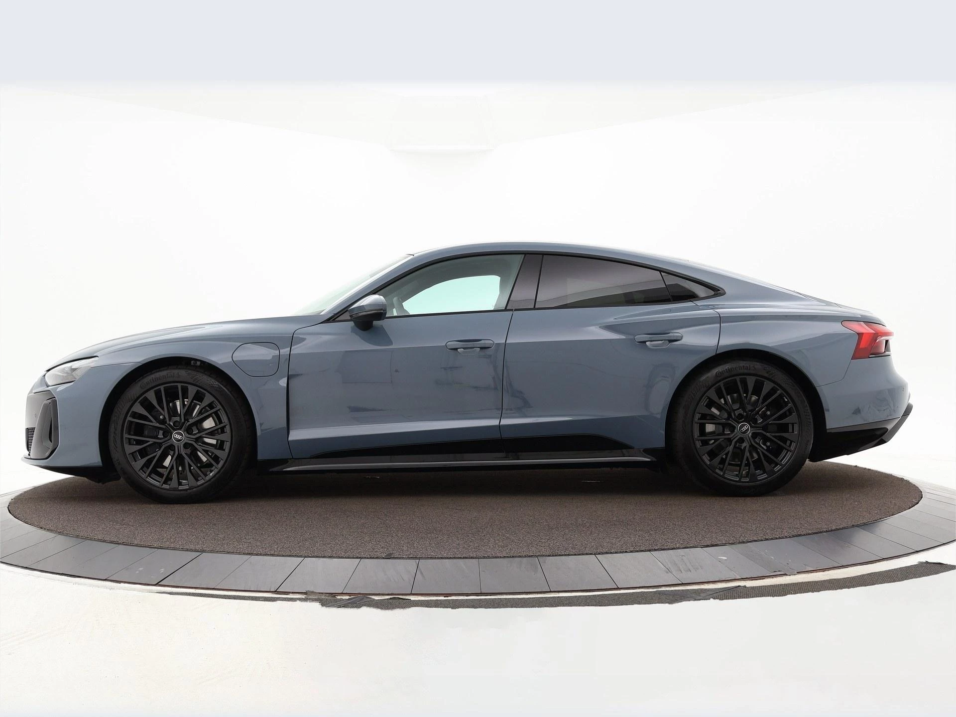 Hoofdafbeelding Audi e-tron GT