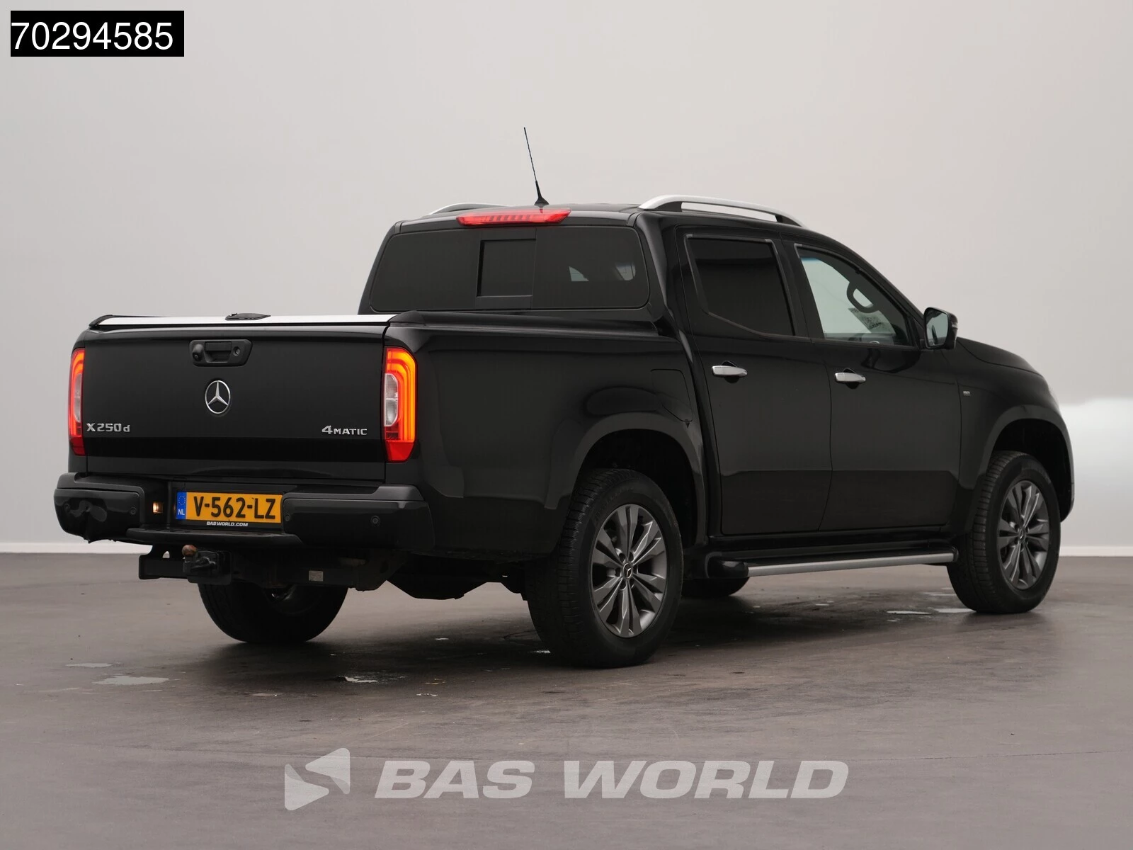 Hoofdafbeelding Mercedes-Benz X-Klasse