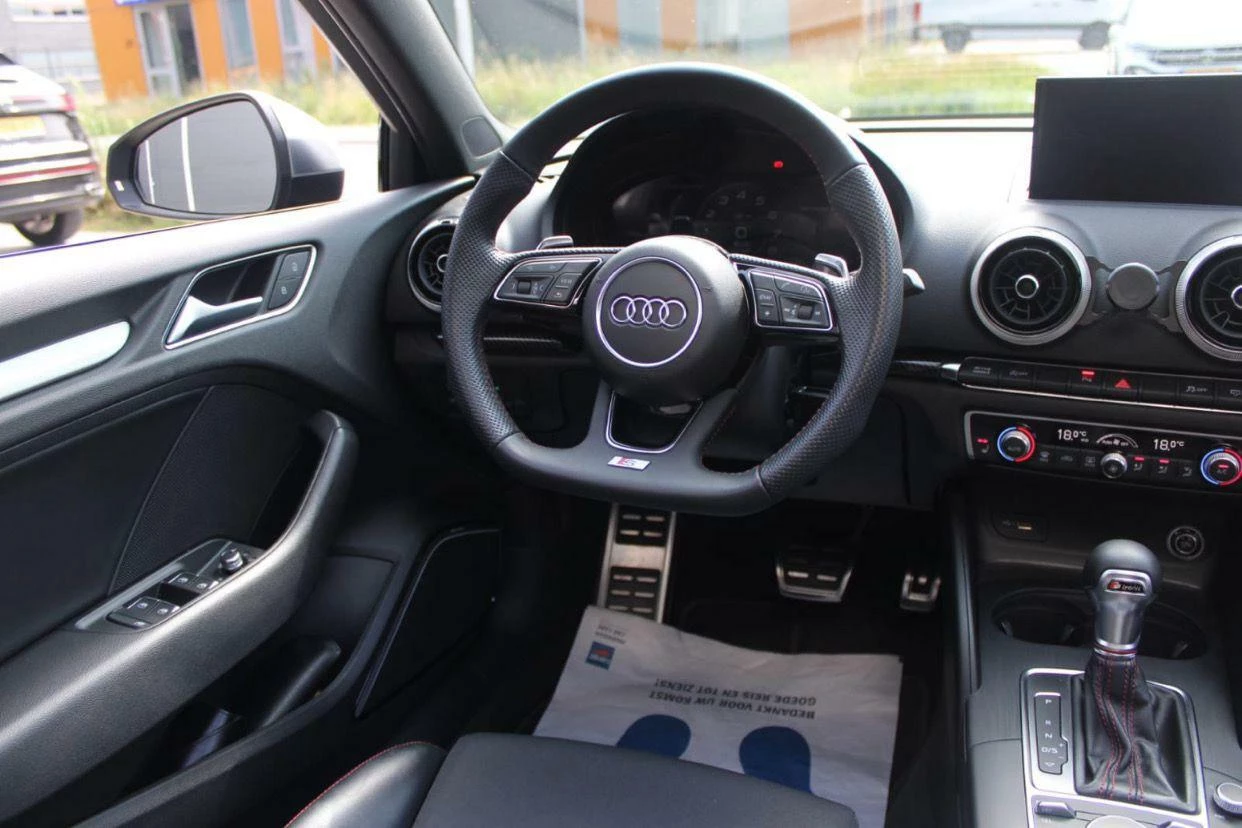 Hoofdafbeelding Audi S3