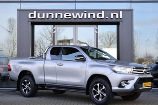 Toyota Hilux 2.4 D-4D-F XTRA CAB Professional