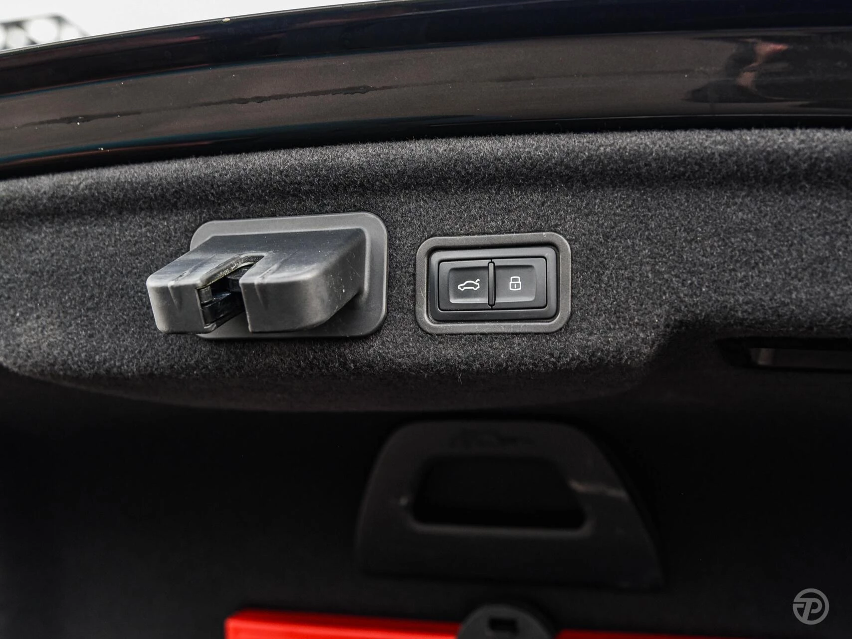Hoofdafbeelding Audi A8