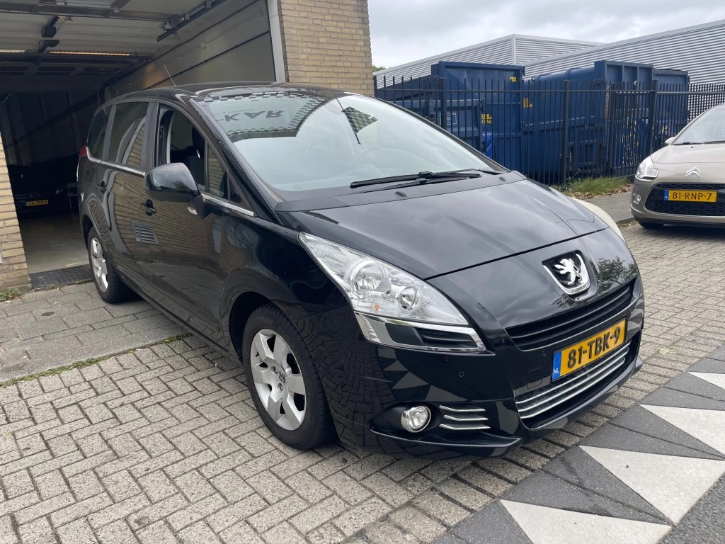 Hoofdafbeelding Peugeot 5008