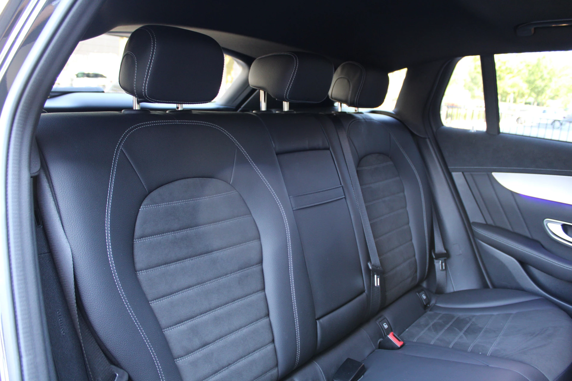 Hoofdafbeelding Mercedes-Benz EQC