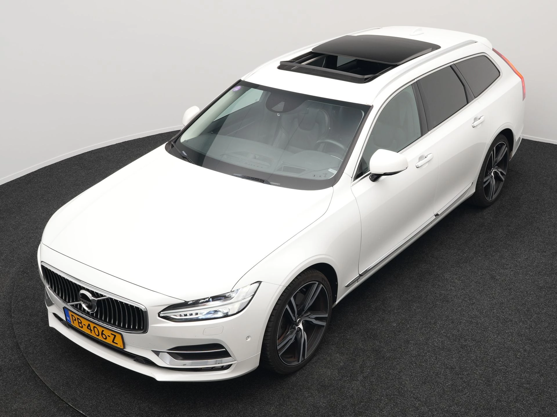 Hoofdafbeelding Volvo V90