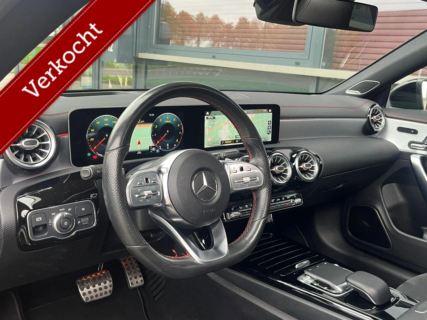 Hoofdafbeelding Mercedes-Benz CLA