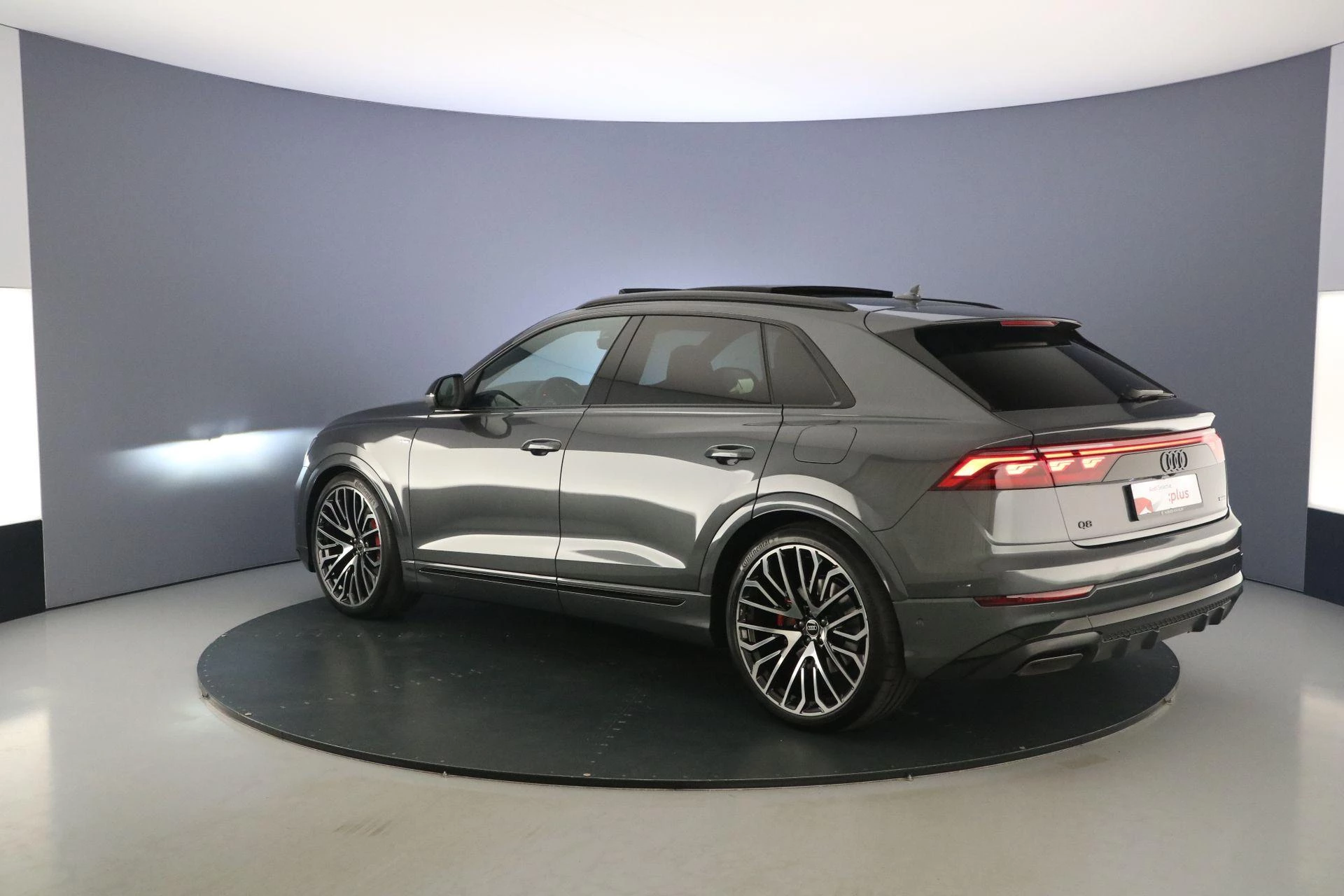 Hoofdafbeelding Audi Q8