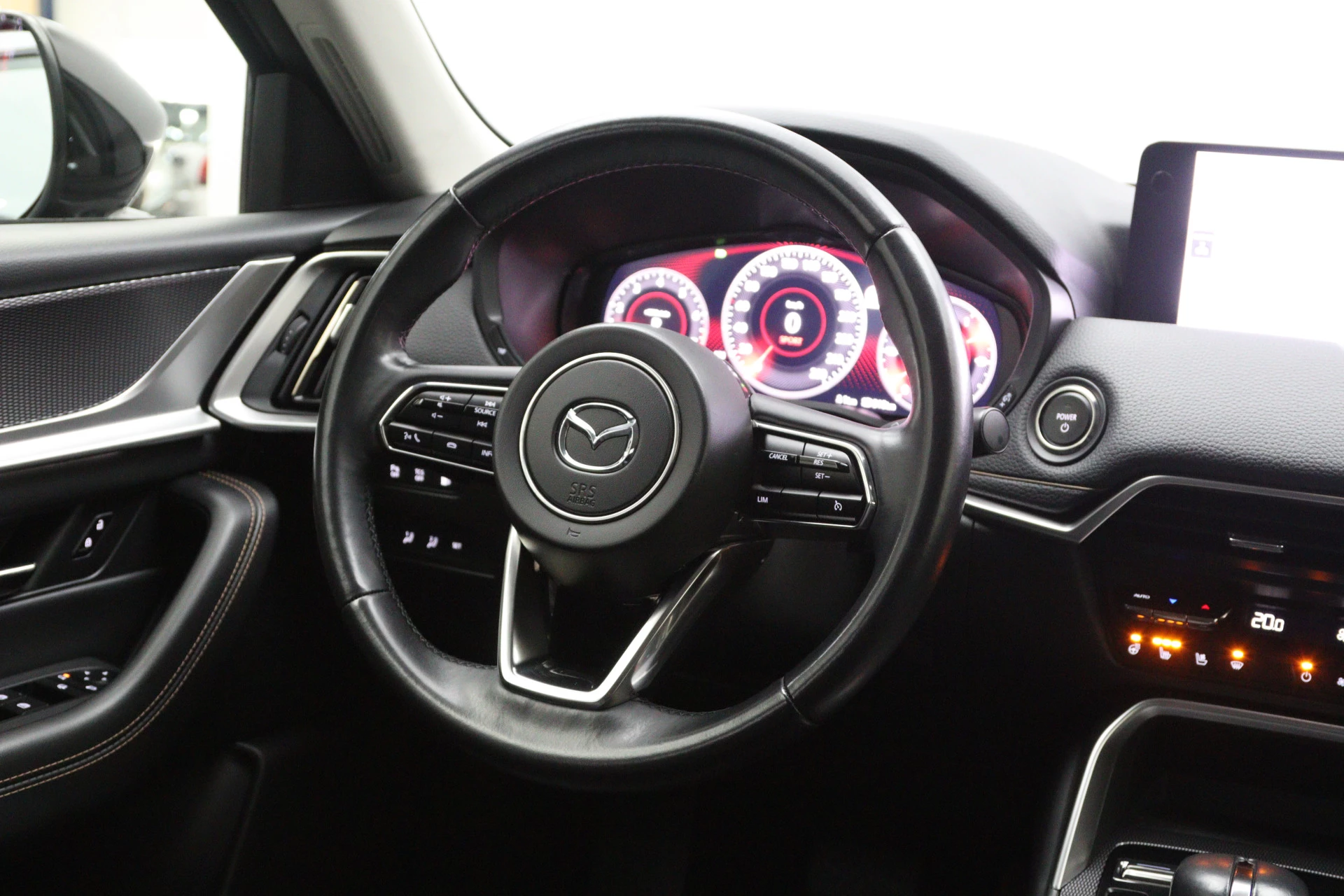 Hoofdafbeelding Mazda CX-60