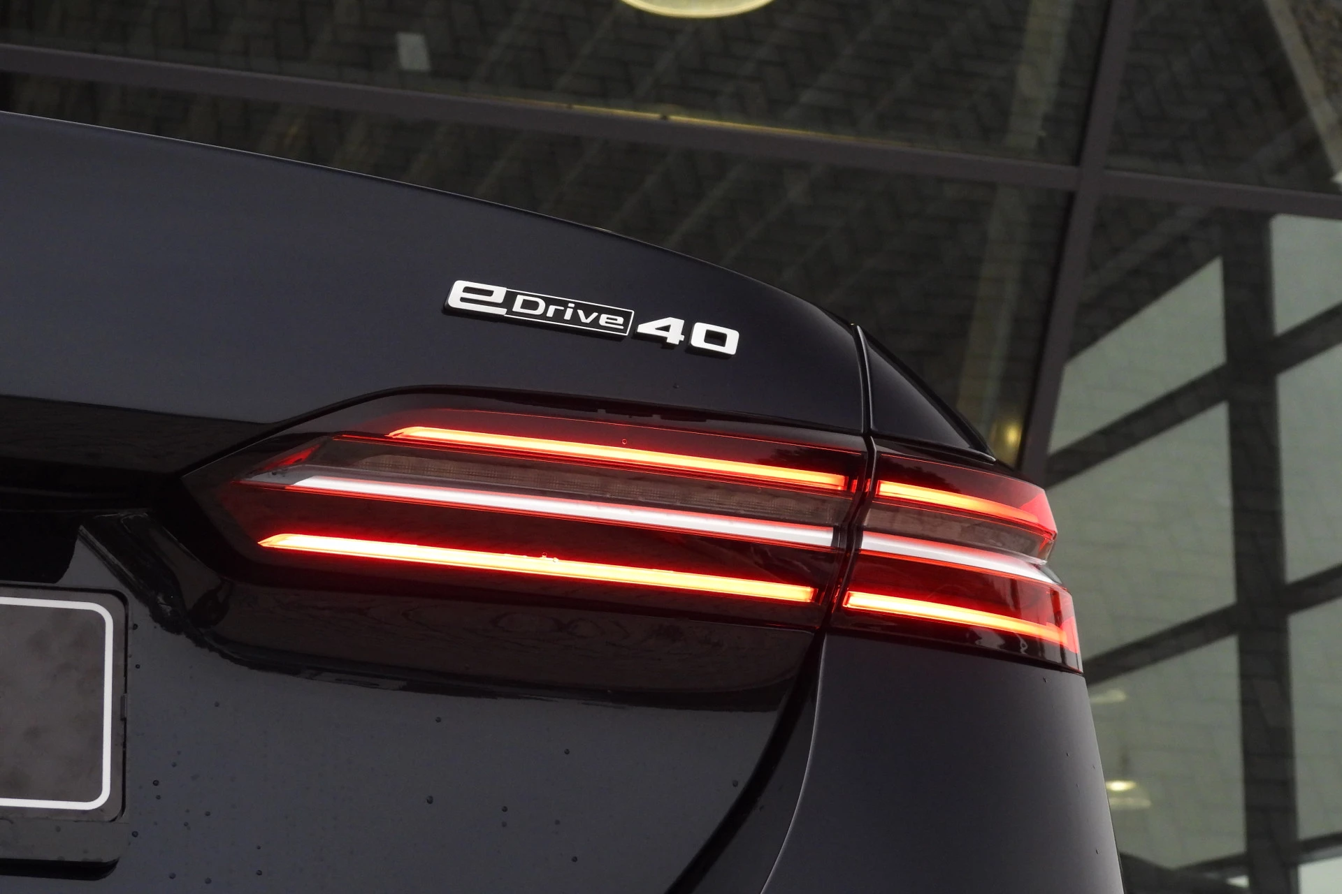 Hoofdafbeelding BMW i5