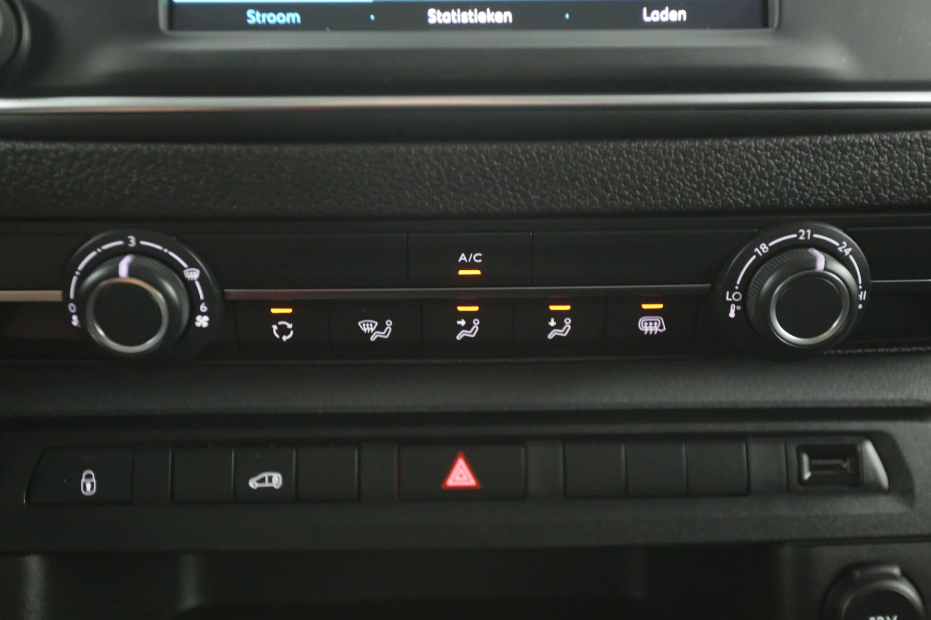 Hoofdafbeelding Peugeot e-Expert
