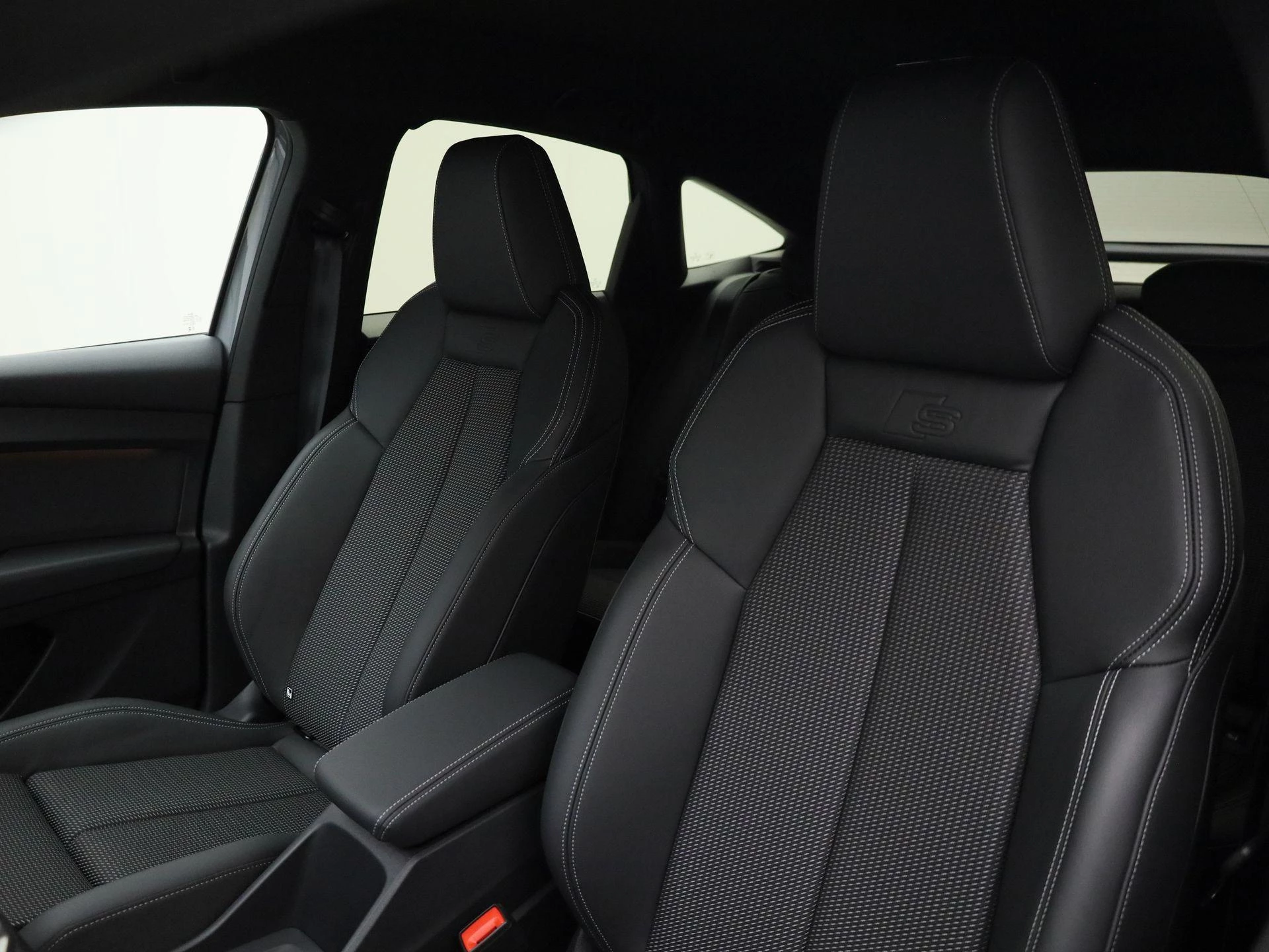 Hoofdafbeelding Audi Q4 e-tron