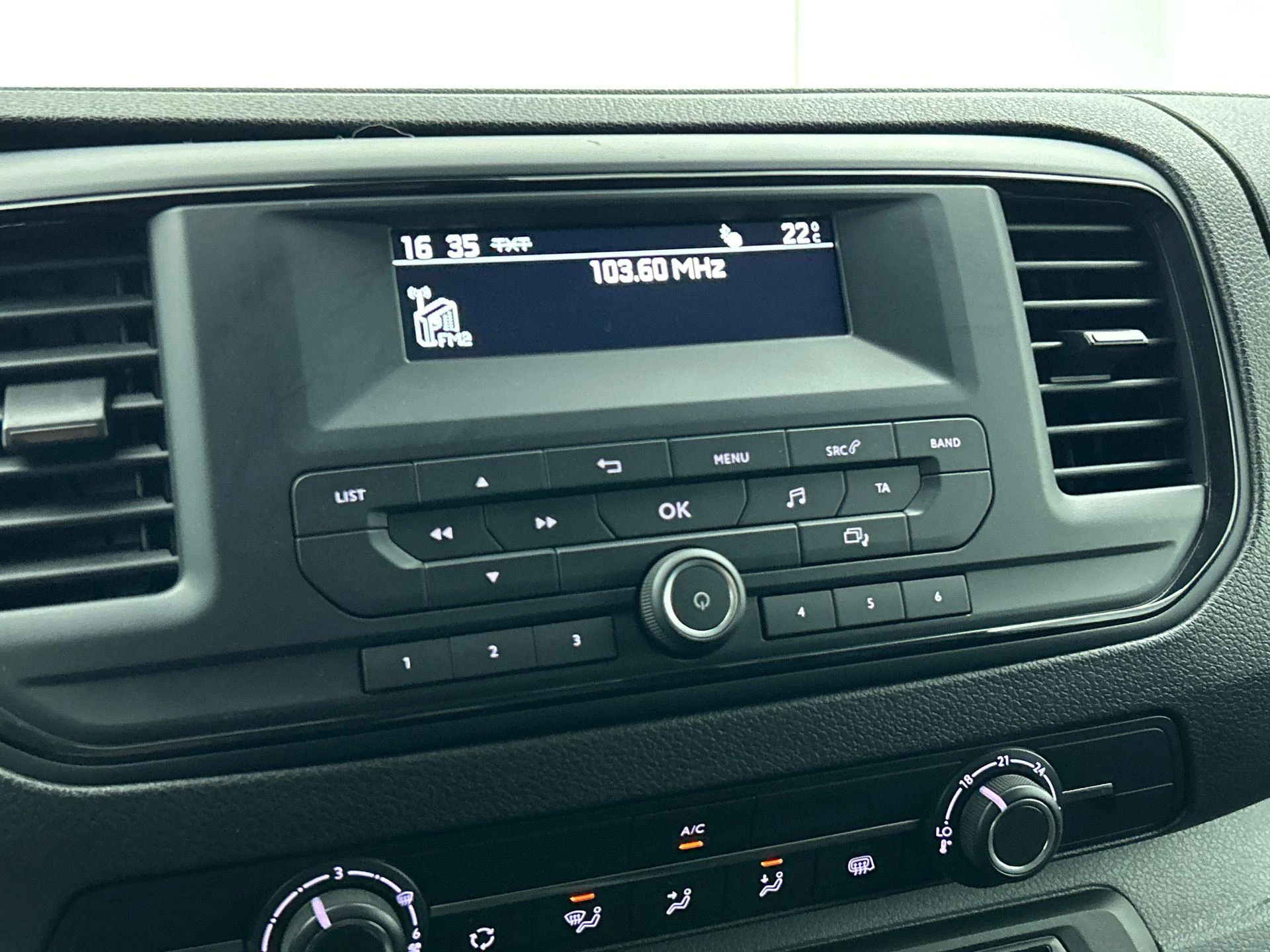 Hoofdafbeelding Peugeot Expert