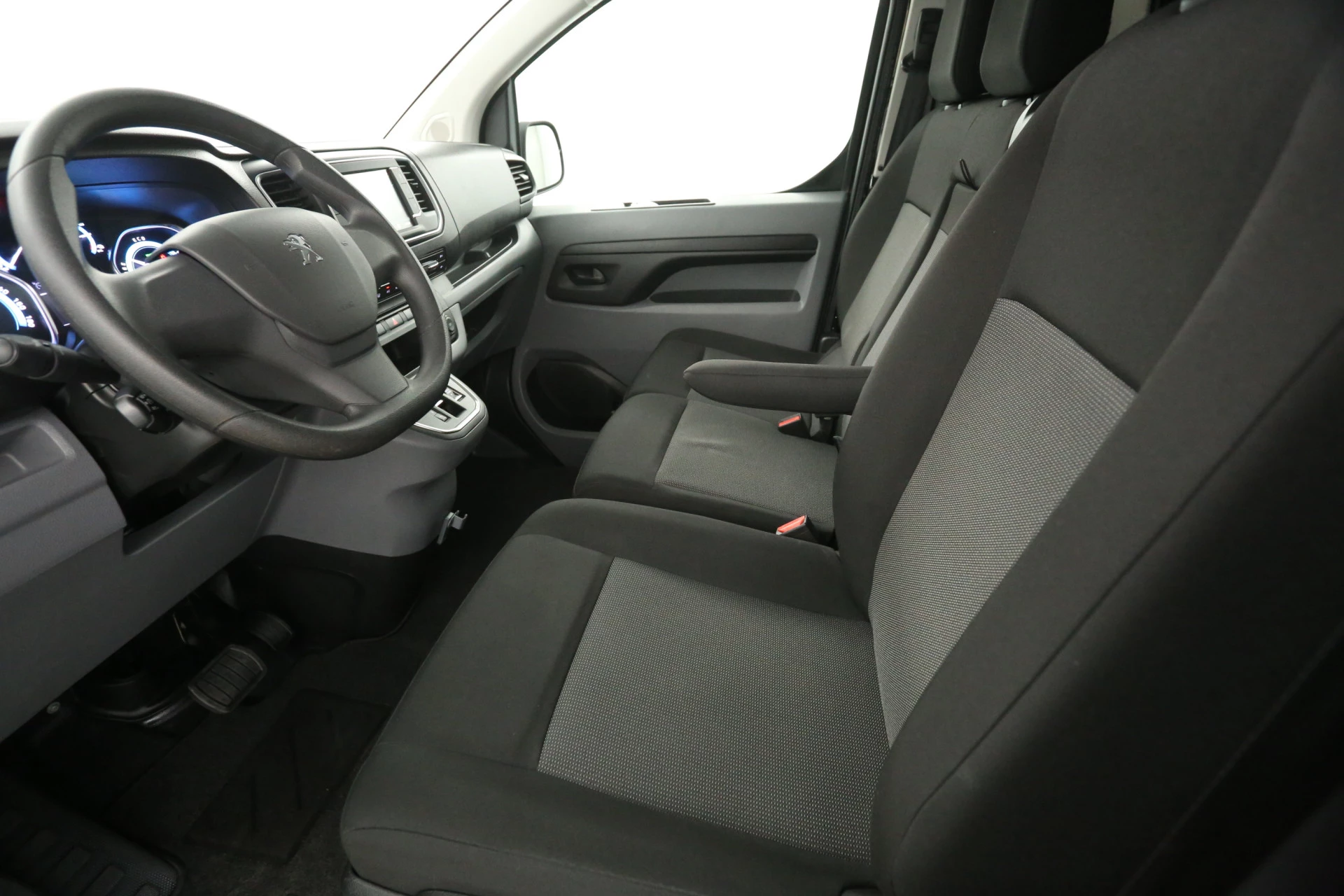 Hoofdafbeelding Peugeot e-Expert
