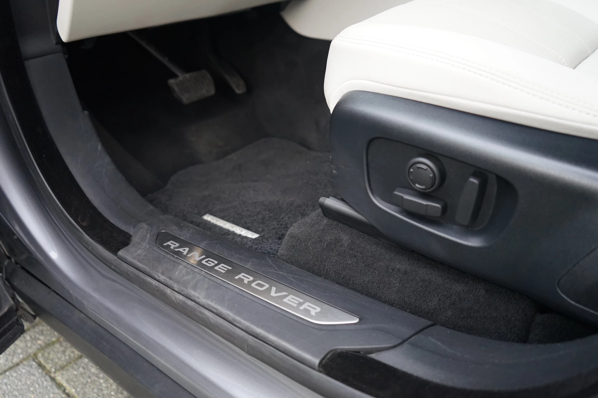 Hoofdafbeelding Land Rover Range Rover Velar