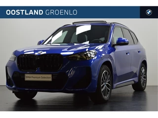 BMW X1 xDrive25e M Sport Automaat / Panoramadak / Trekhaak / Sportstoelen / Achteruitrijcamera / Comfort Access / Stoelverwarming / Adaptieve LED / M Adaptief onderstel / Stoelverwarming / PDC / Parking Assistant