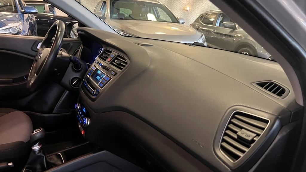 Hoofdafbeelding Hyundai i20