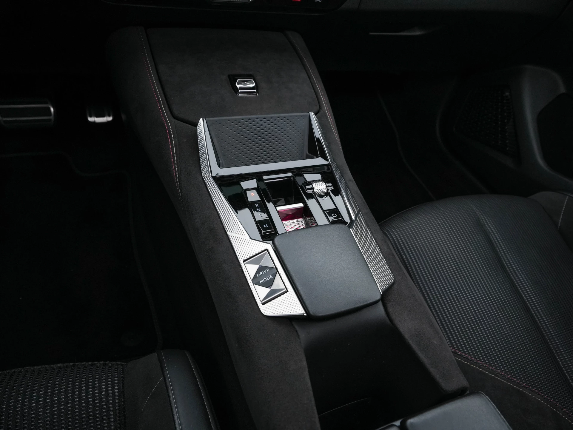 Hoofdafbeelding DS DS 4