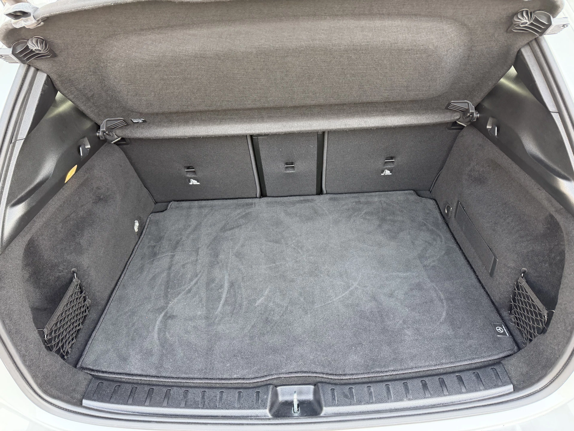 Hoofdafbeelding Mercedes-Benz EQA