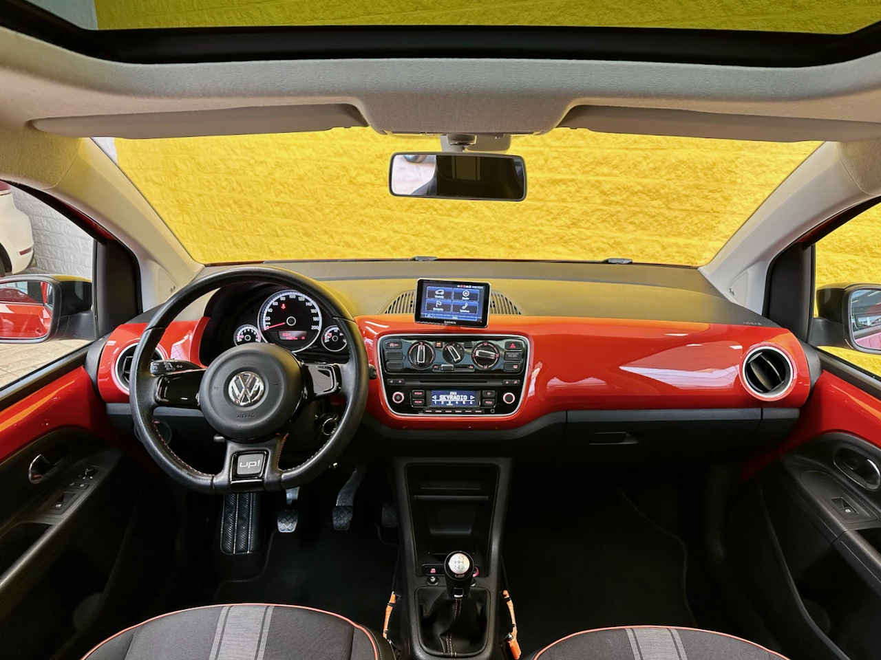 Hoofdafbeelding Volkswagen up!