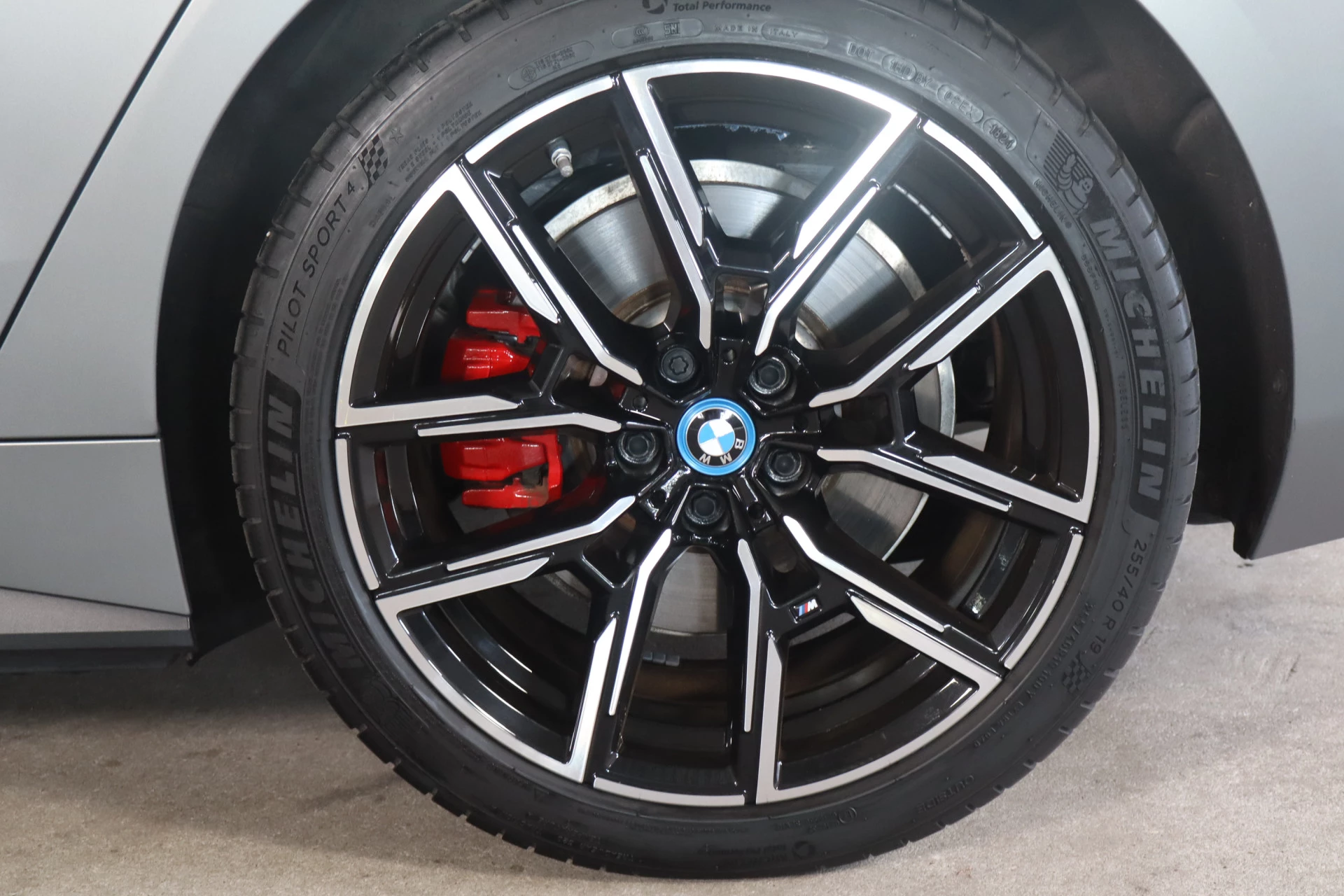 Hoofdafbeelding BMW i4