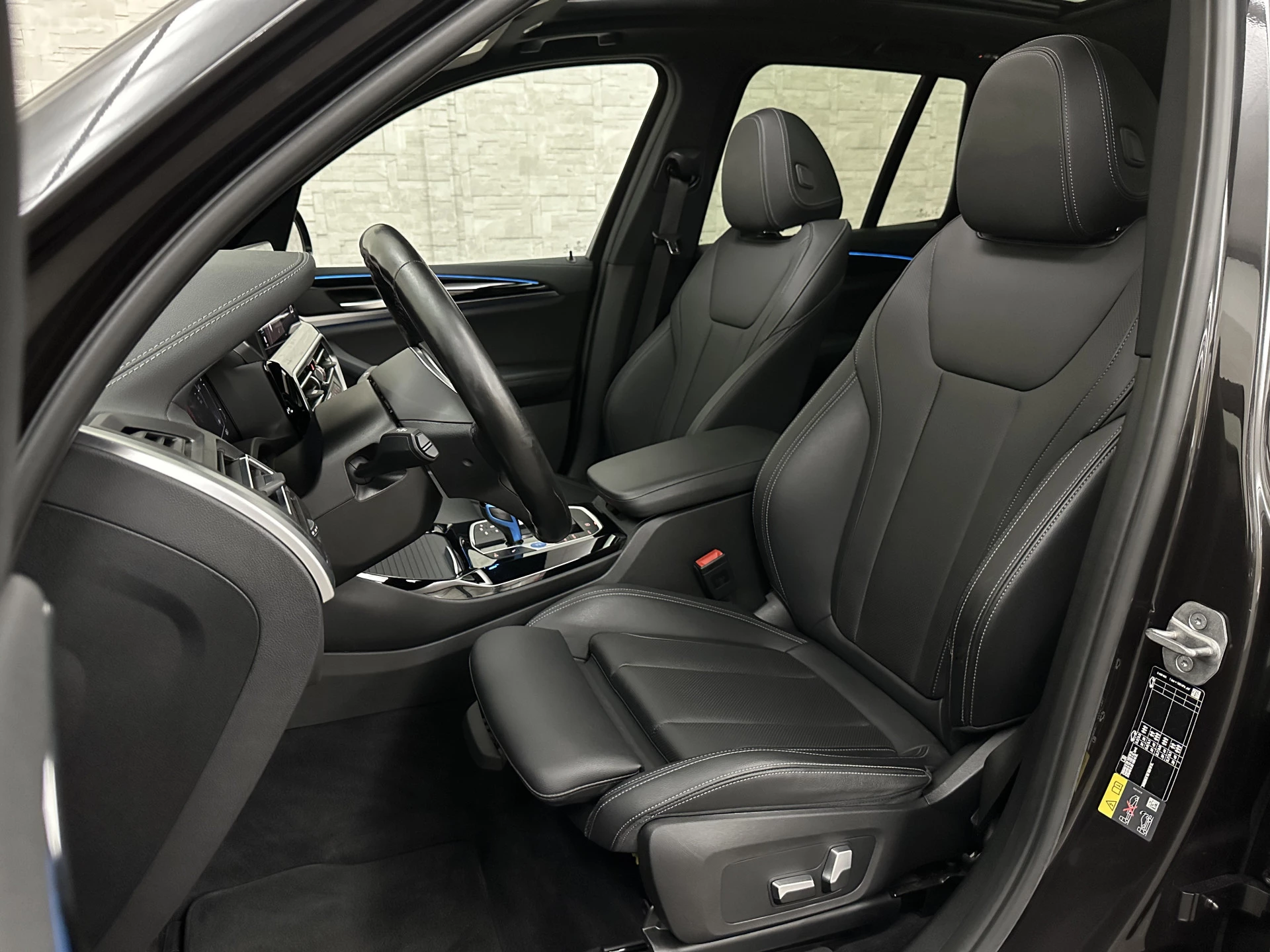 Hoofdafbeelding BMW iX3