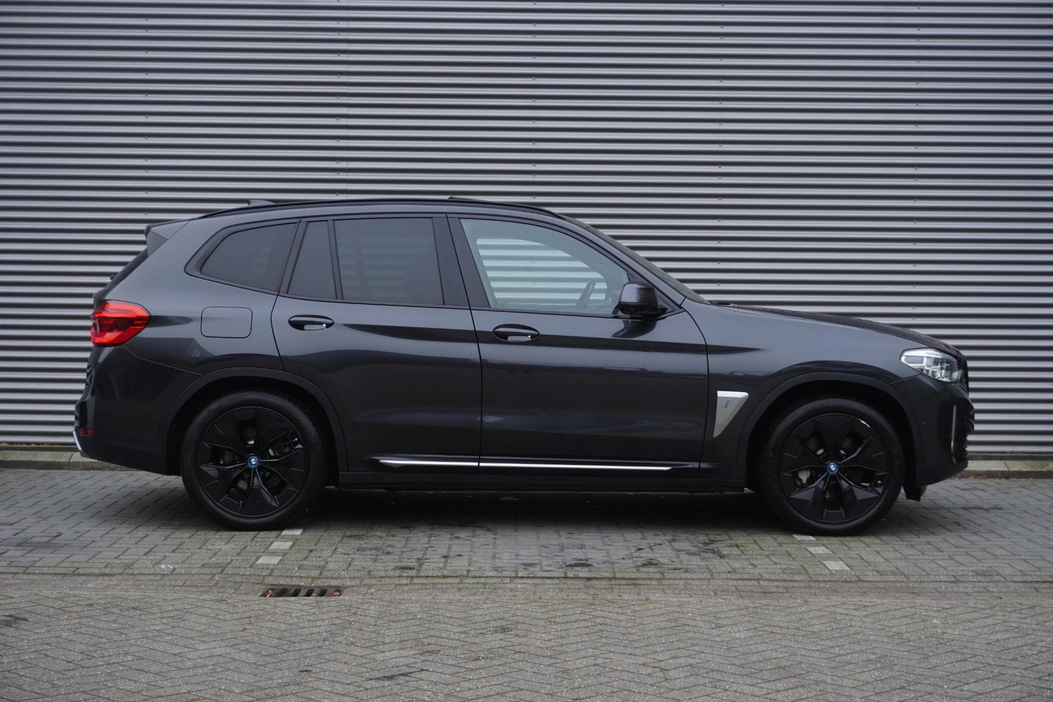 Hoofdafbeelding BMW iX3