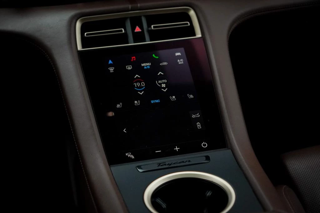 Hoofdafbeelding Porsche Taycan