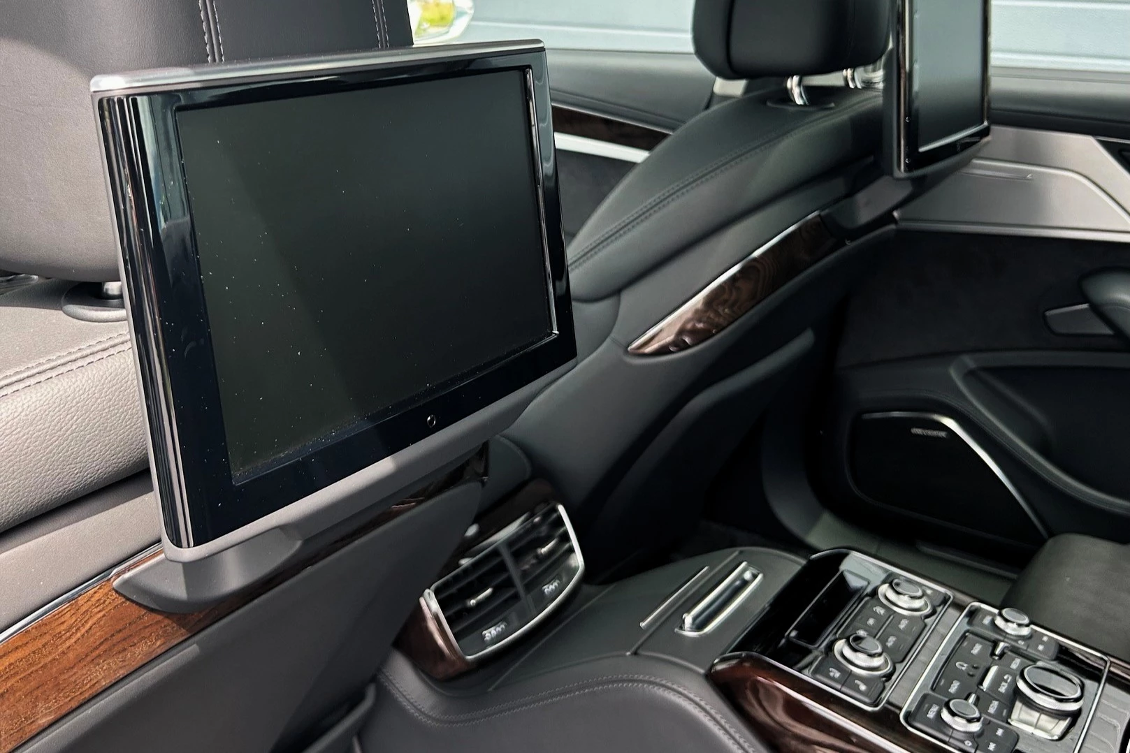 Hoofdafbeelding Audi A8