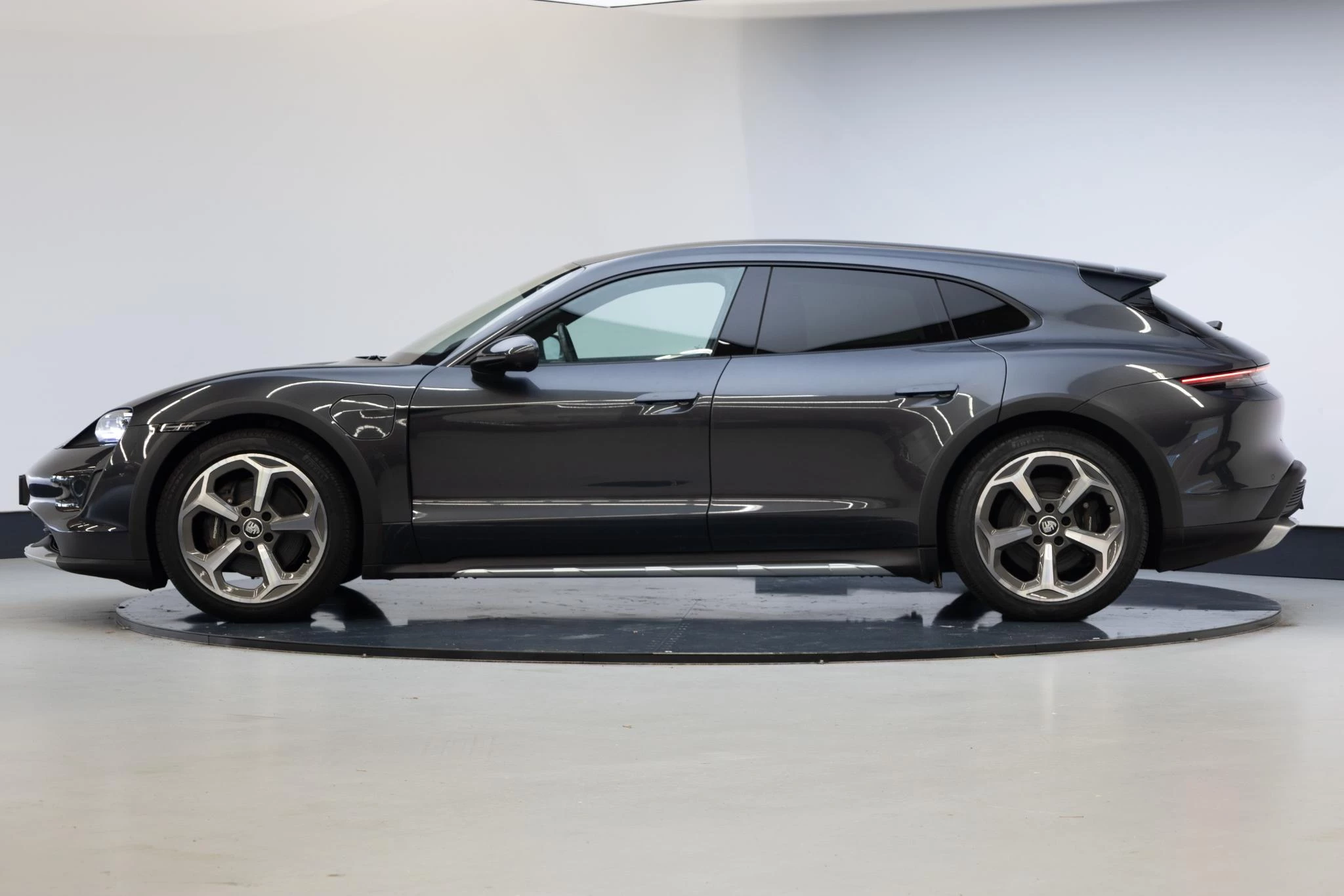 Hoofdafbeelding Porsche Taycan