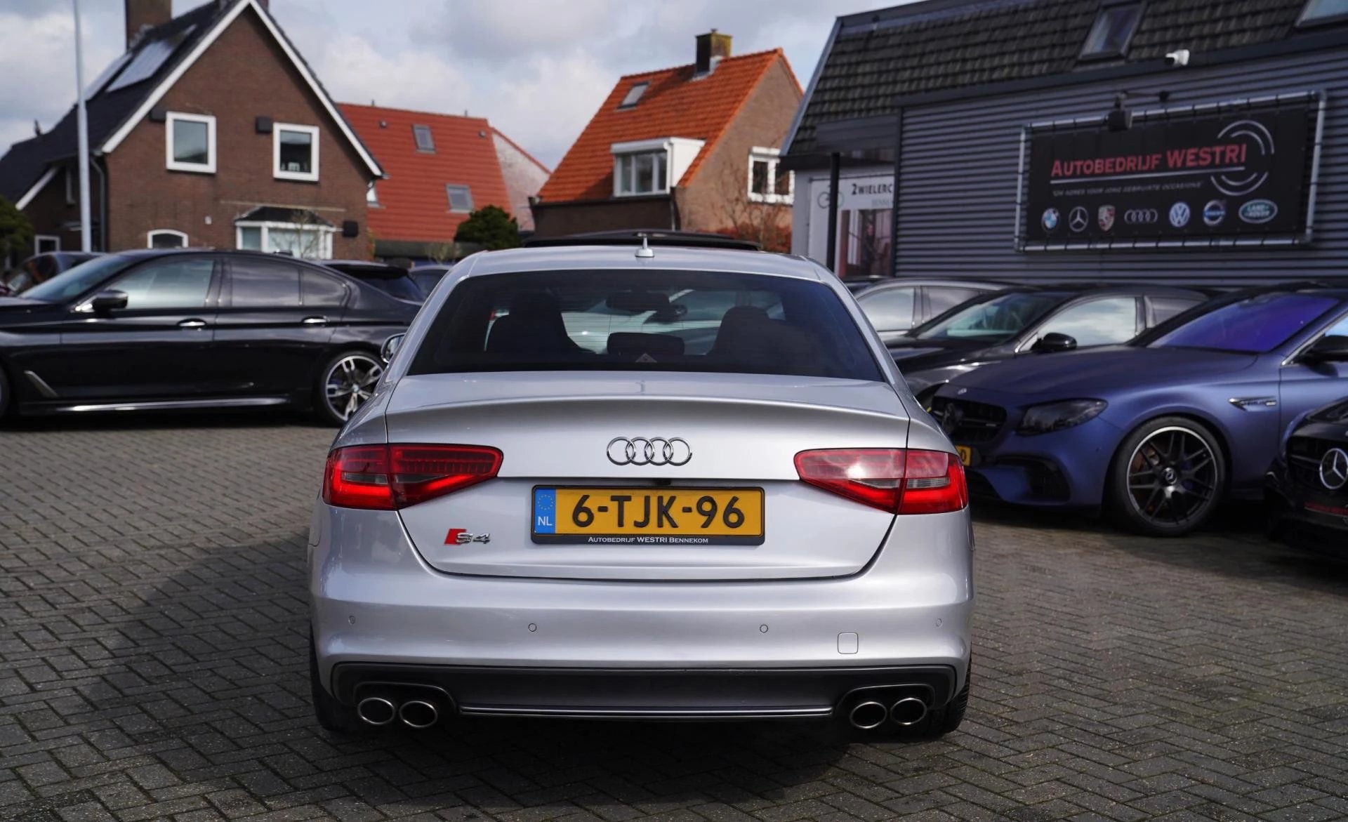 Hoofdafbeelding Audi S4