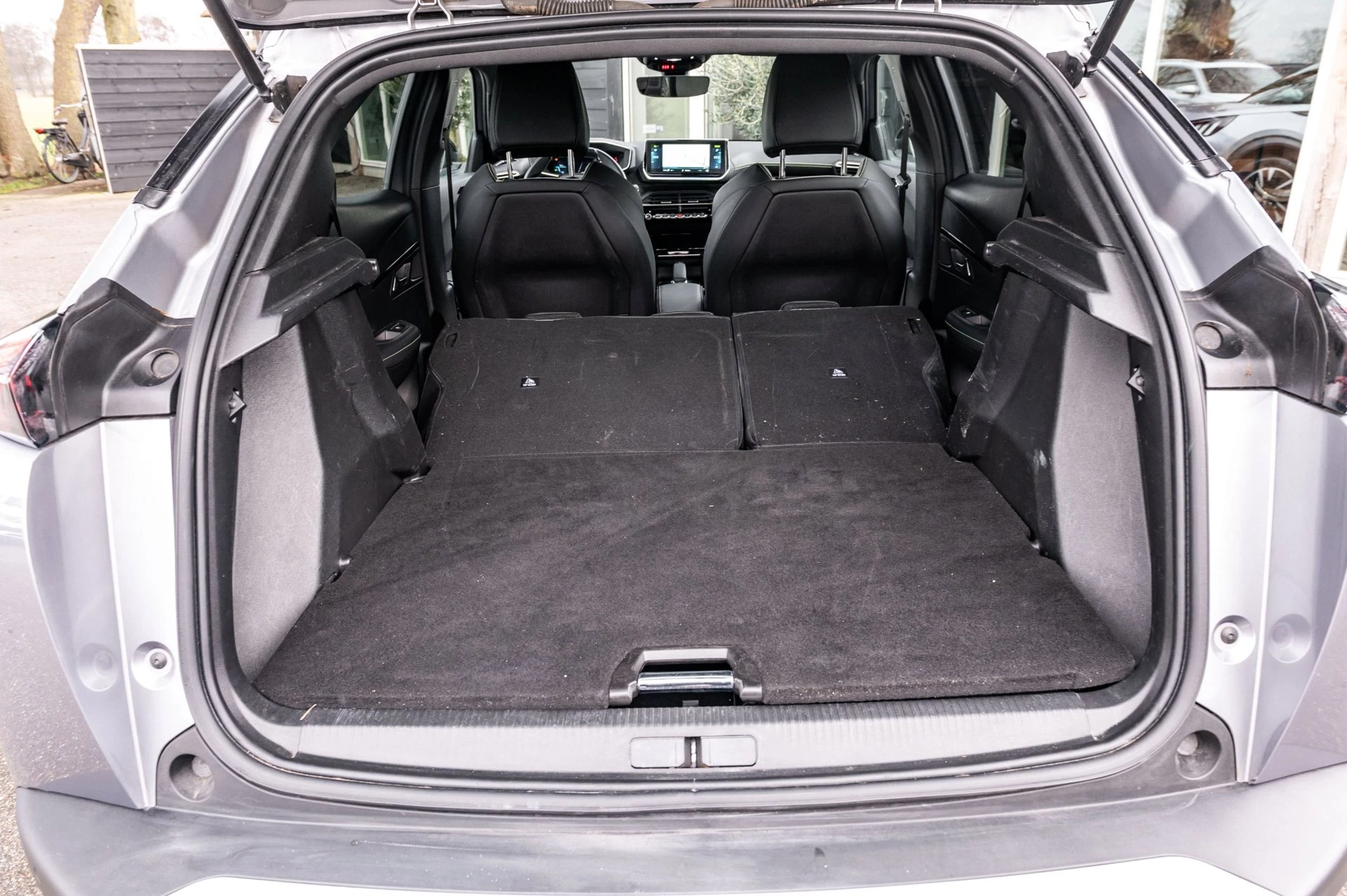 Hoofdafbeelding Peugeot e-2008