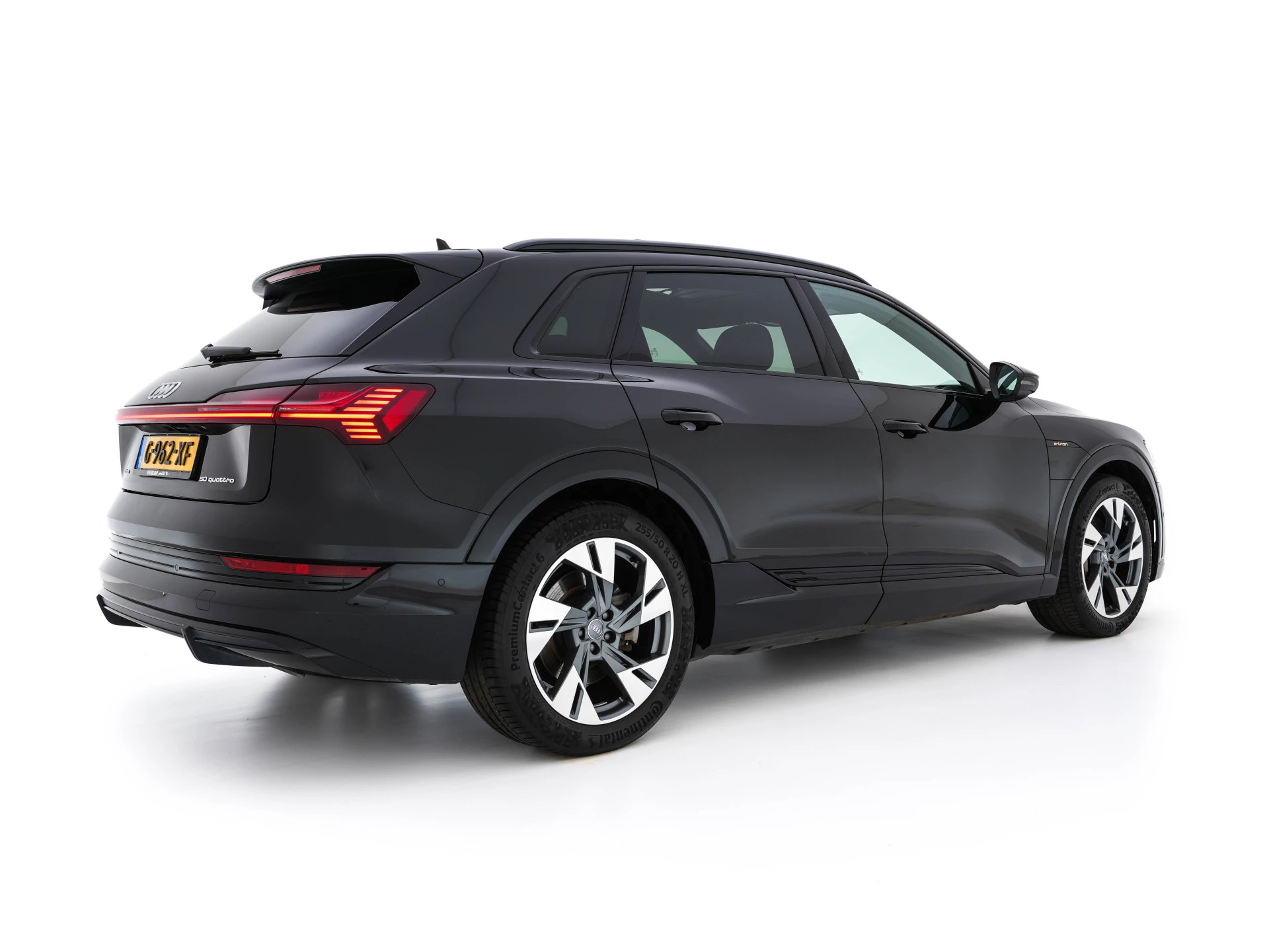 Hoofdafbeelding Audi e-tron