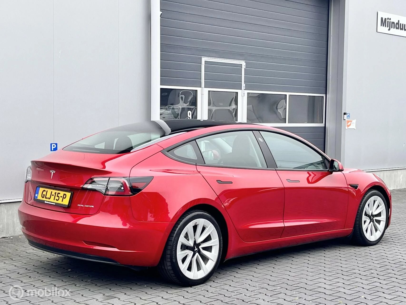 Hoofdafbeelding Tesla Model 3