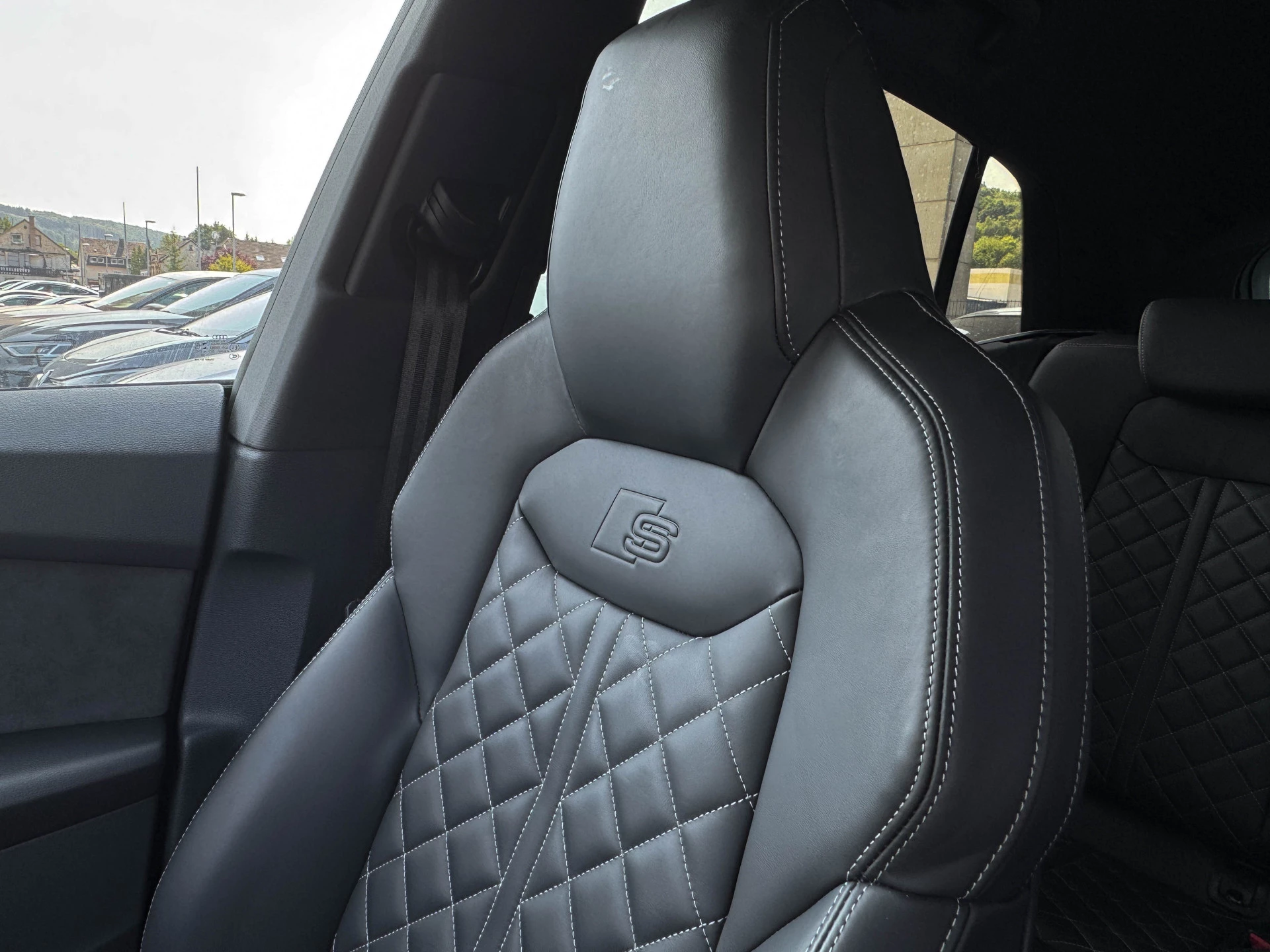 Hoofdafbeelding Audi Q8