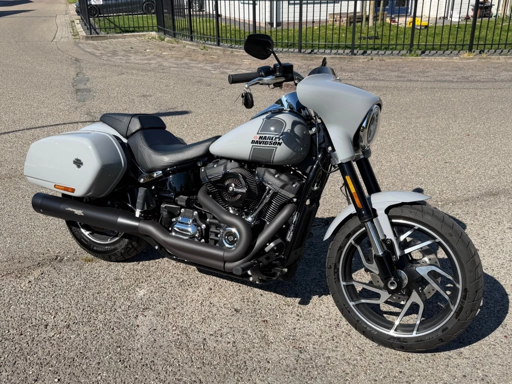 Hoofdafbeelding Harley-Davidson Sport Glide