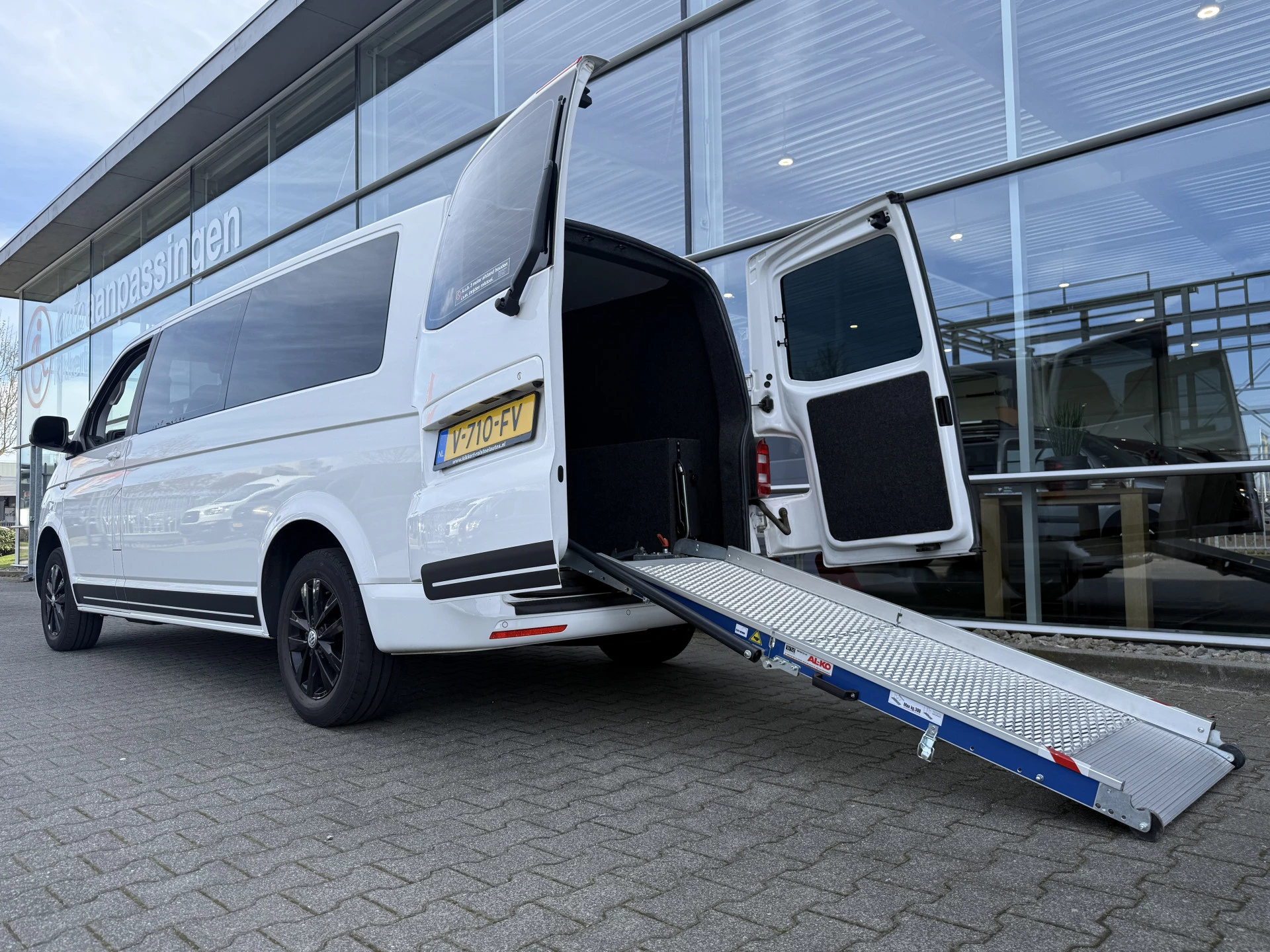 Hoofdafbeelding Volkswagen Transporter