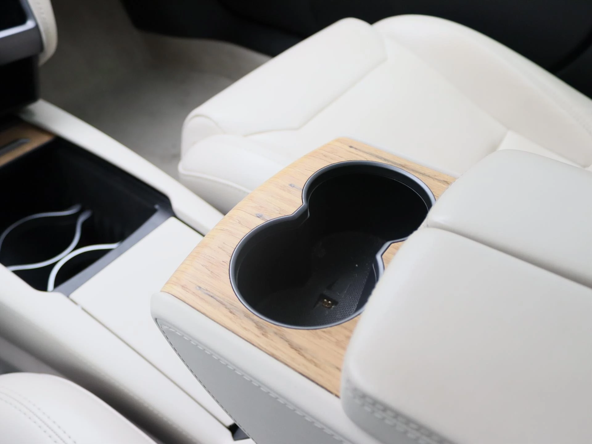 Hoofdafbeelding Tesla Model S