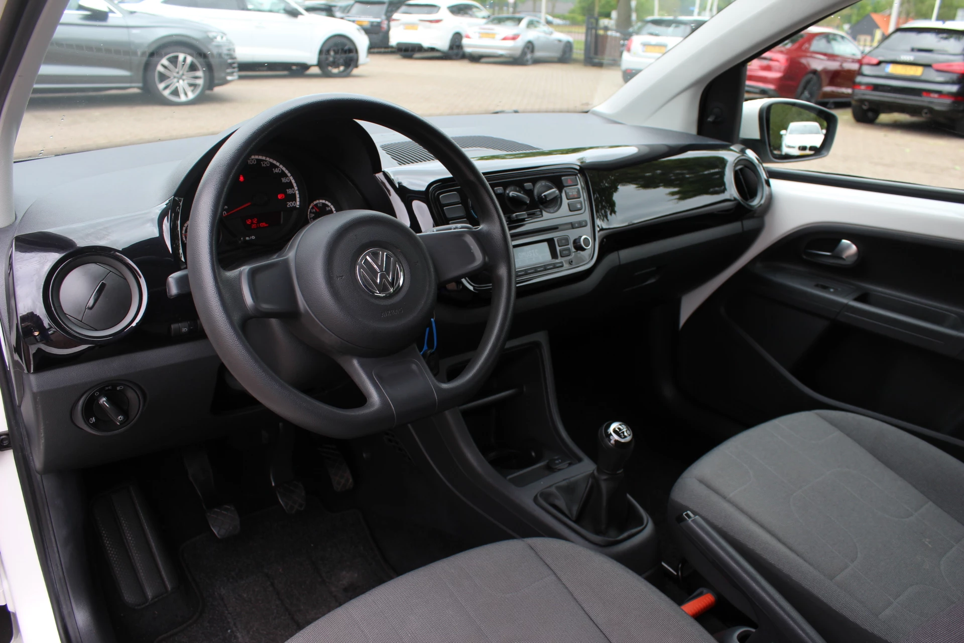Hoofdafbeelding Volkswagen up!