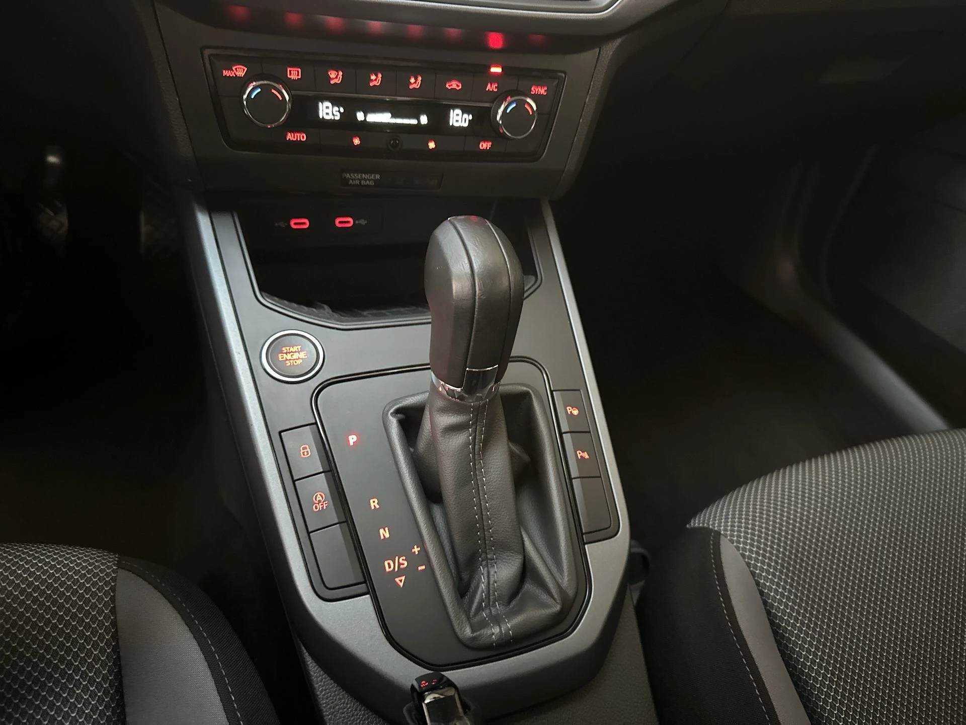 Hoofdafbeelding SEAT Arona
