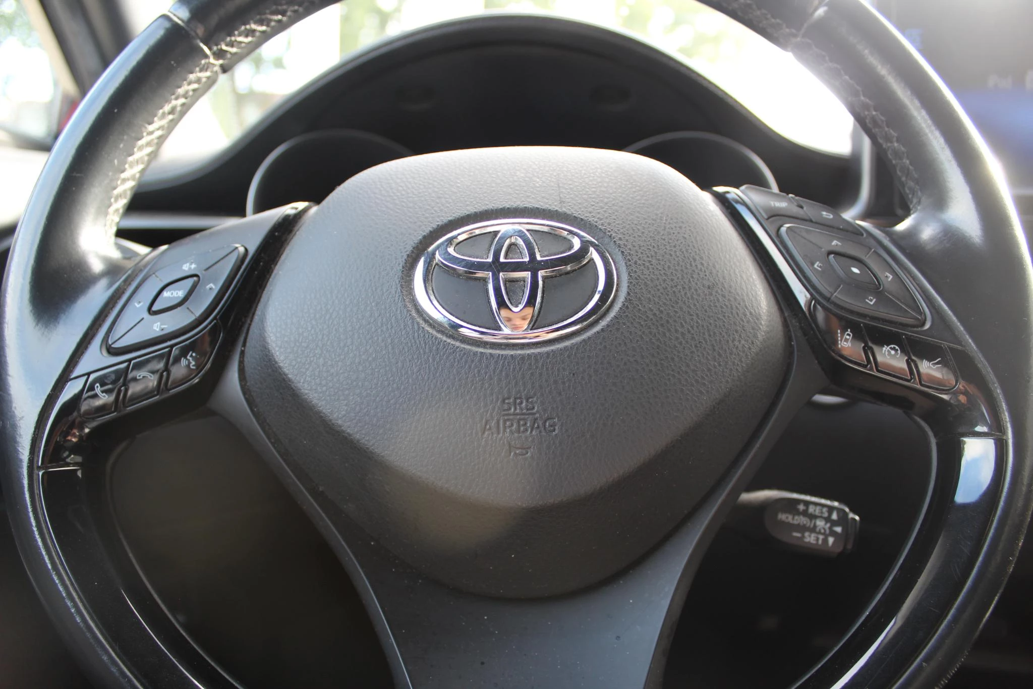 Hoofdafbeelding Toyota C-HR