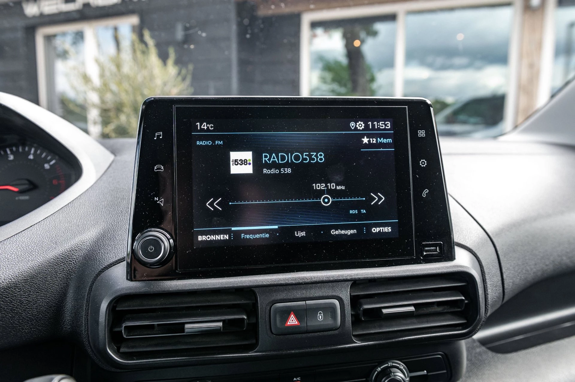 Hoofdafbeelding Peugeot Partner