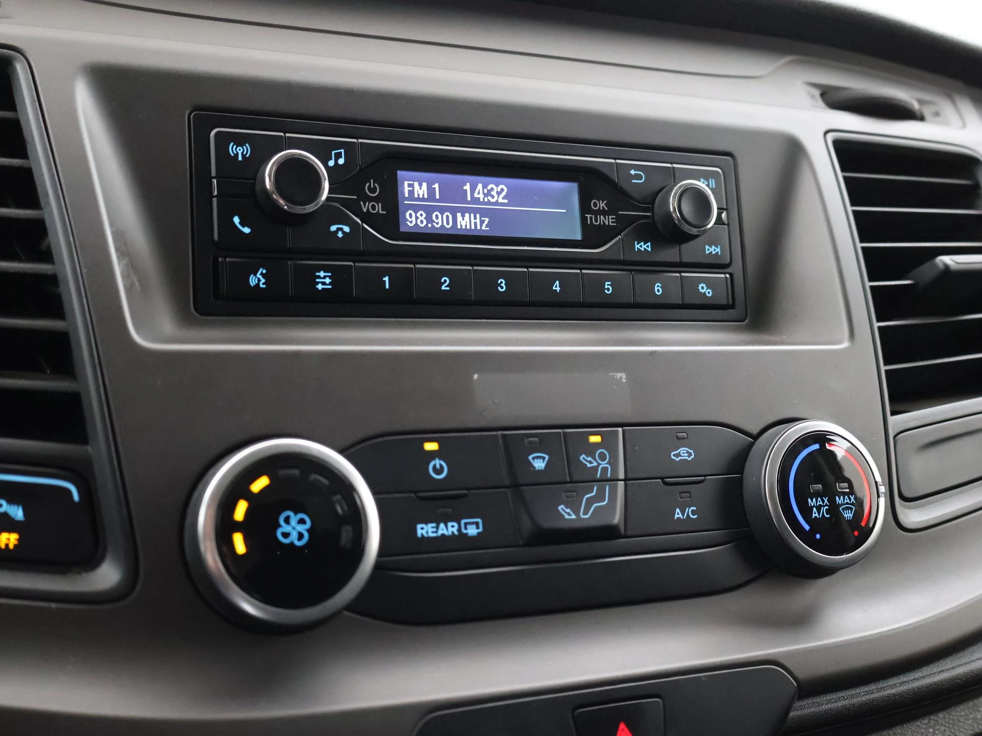 Hoofdafbeelding Ford Transit Custom