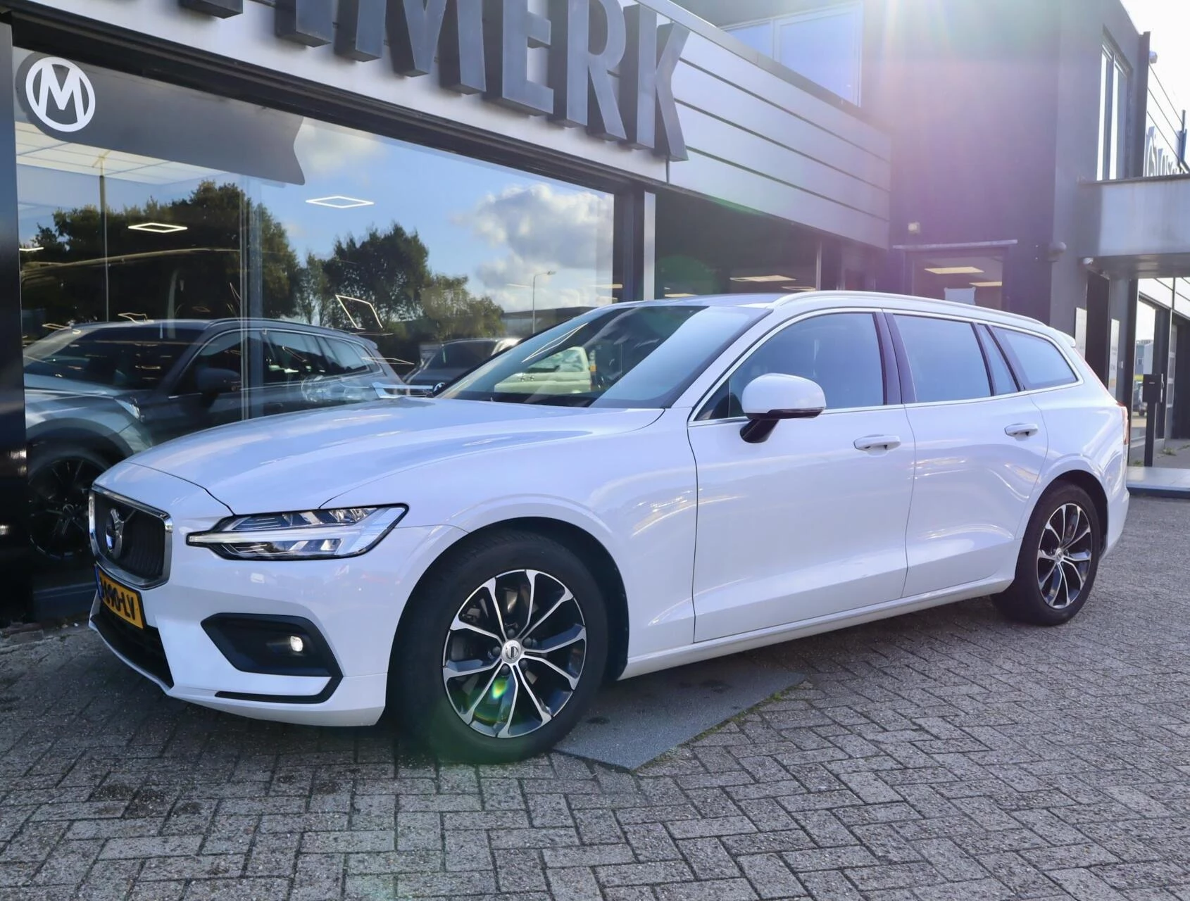 Hoofdafbeelding Volvo V60