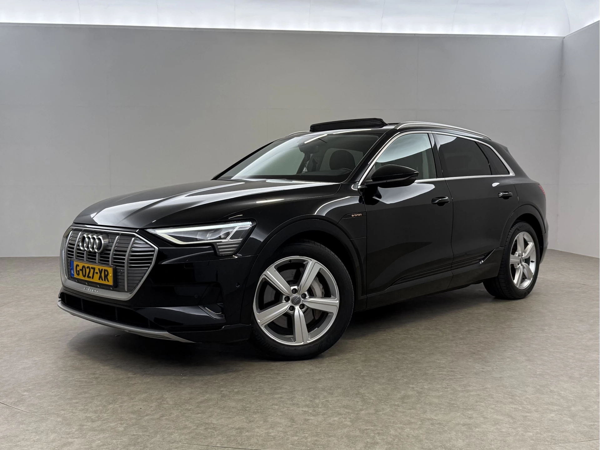 Hoofdafbeelding Audi e-tron