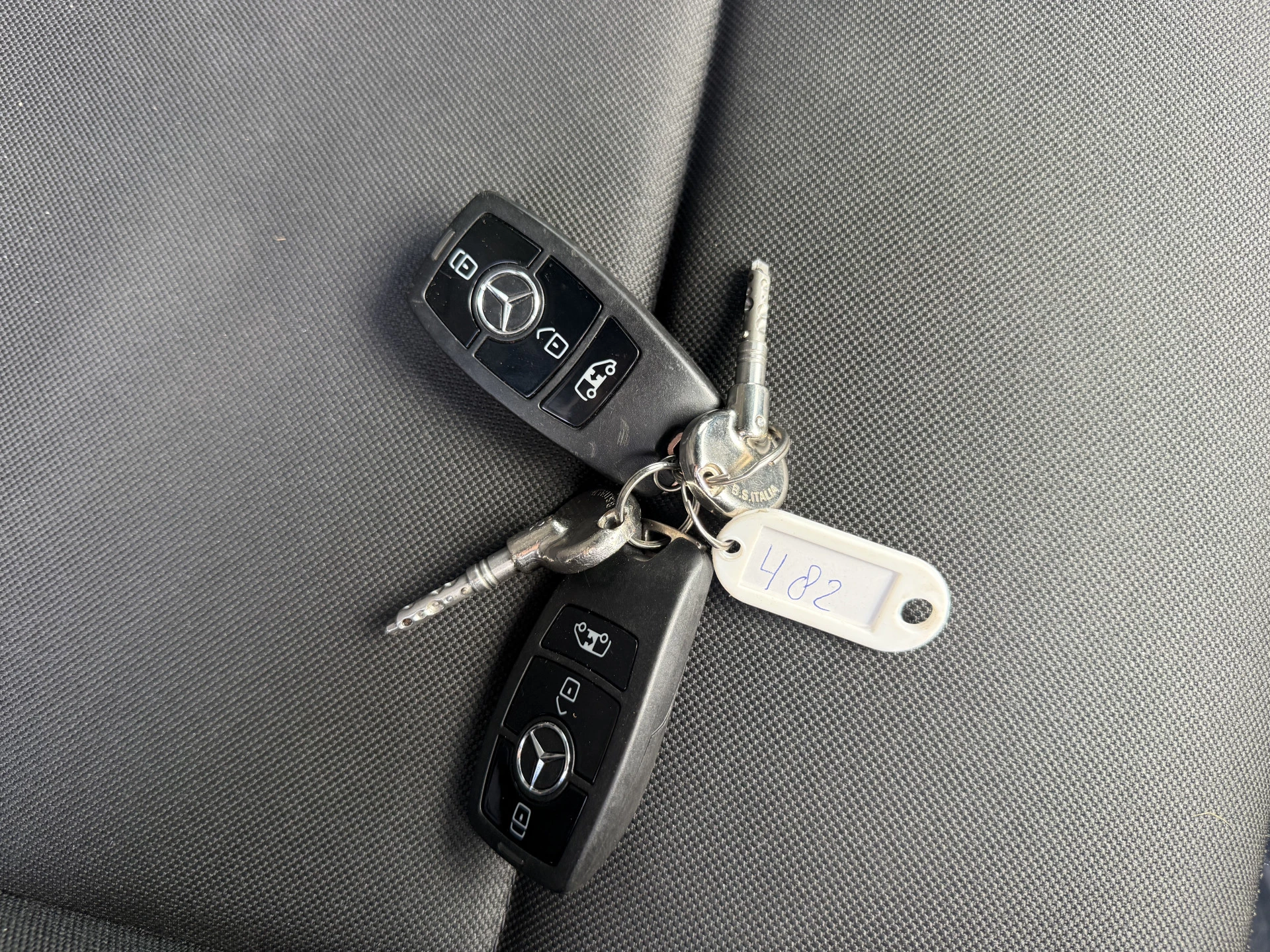 Hoofdafbeelding Mercedes-Benz eSprinter